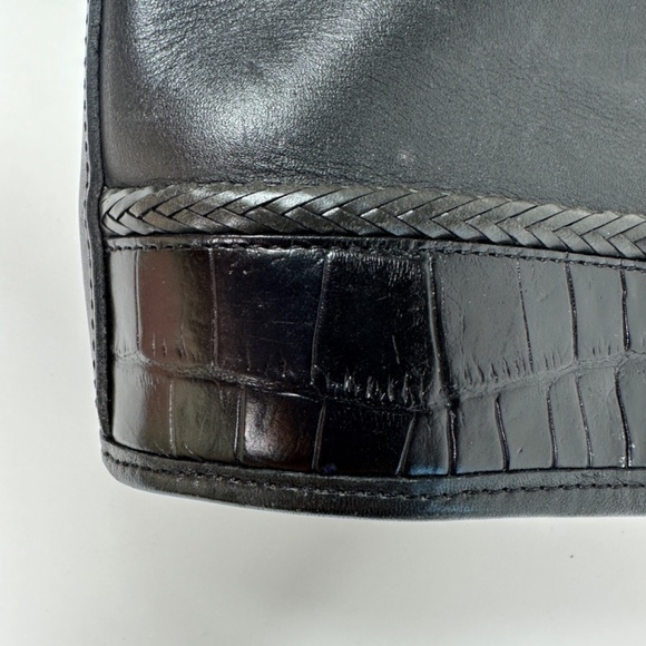 Brighton Vintage Leather Crossbody Bucket Black Heart Charm - Picture 14 of 16